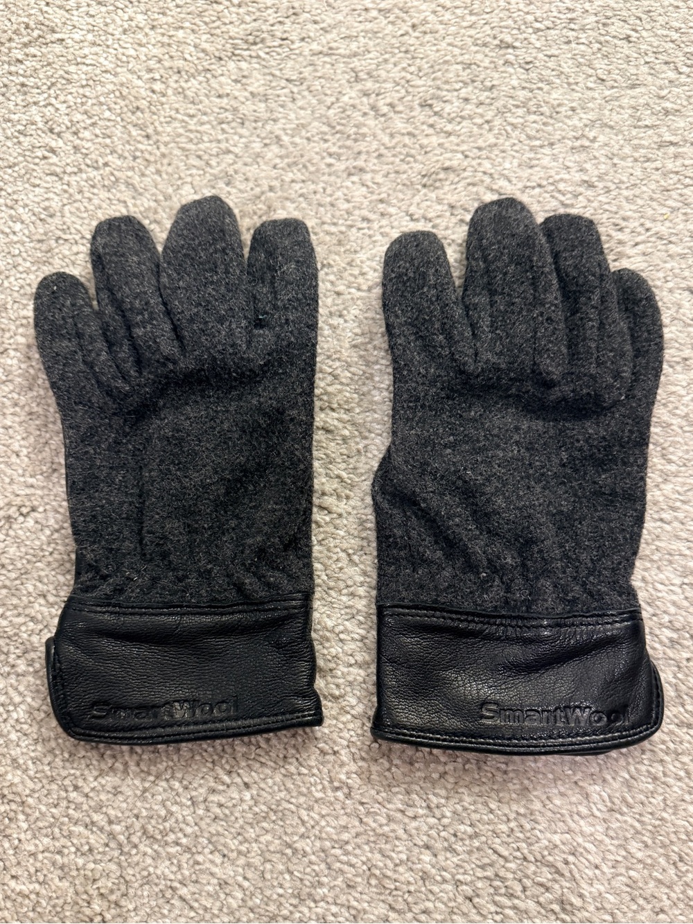SmartWool Unisex S Black Merino Wool Leather Mixed Media Winter Gloves Small